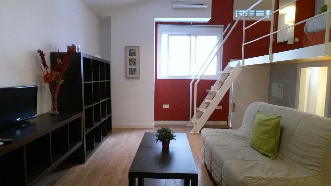 Apartamentos Clavero Μάλαγα Εξωτερικό φωτογραφία