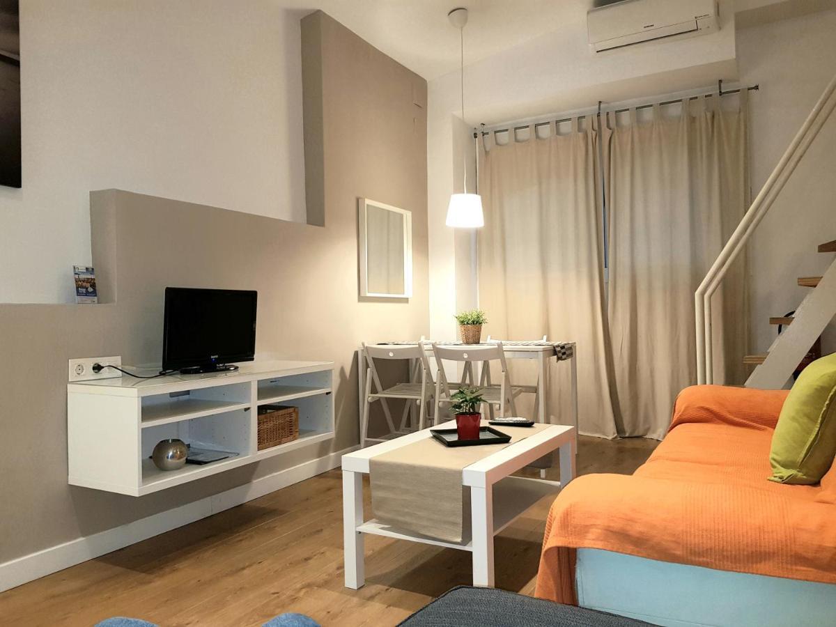 Apartamentos Clavero Μάλαγα Εξωτερικό φωτογραφία